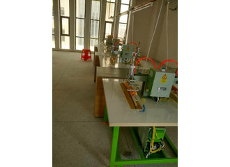 氣動式合片機應用